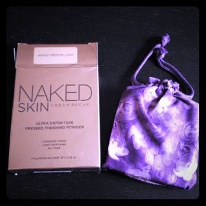 Naked Skin Pressed Finishing Powder